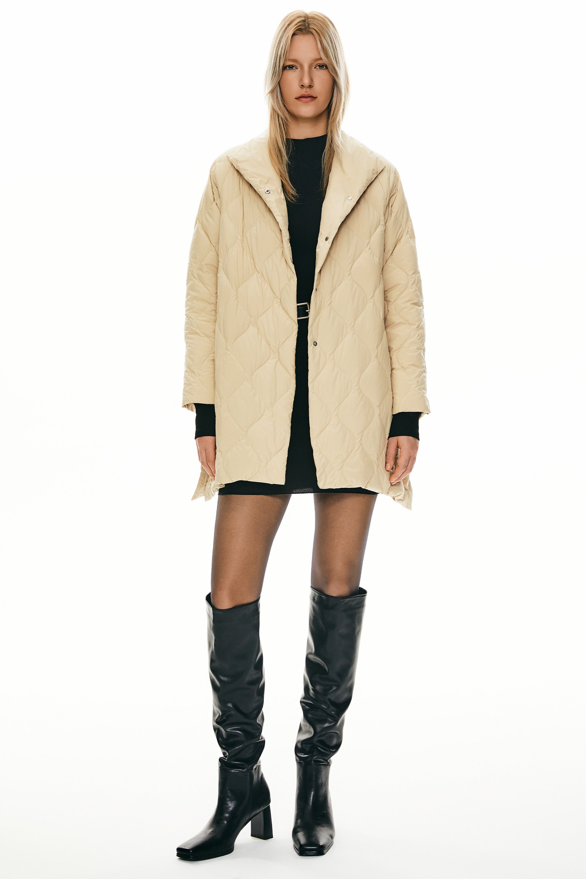 Orolay-Lightweight Long-Sleeve Puffer Jacket-#color_Almond Oil