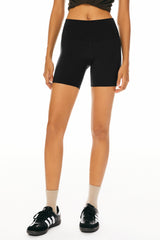 Orolay-5" High-Rise Yoga Shorts-Image 2 of 5" High-Rise Yoga Shorts from Orolay - #color_Ink