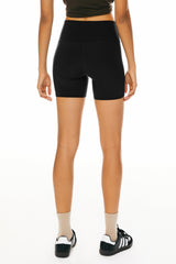 Orolay-5" High-Rise Yoga Shorts-Image 3 of 5" High-Rise Yoga Shorts from Orolay - #color_Ink