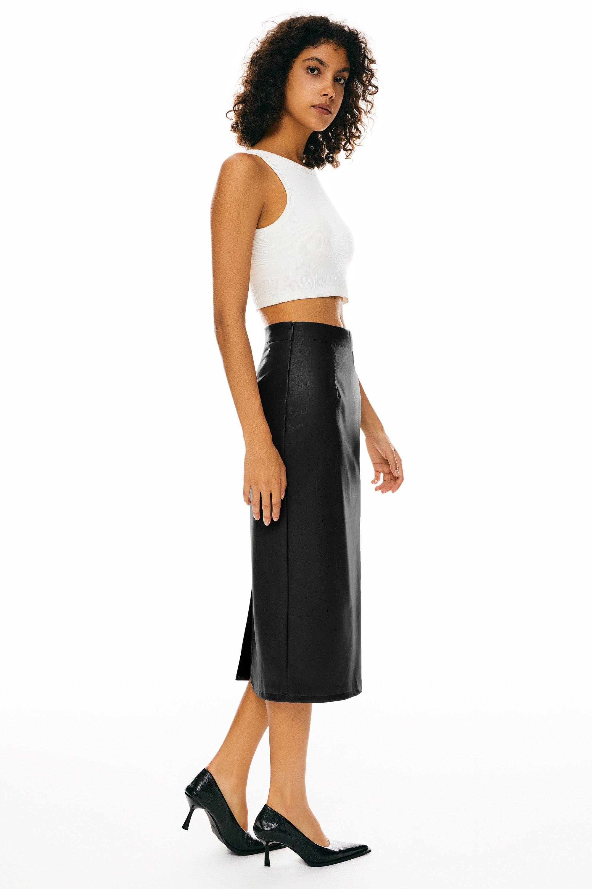 Orolay-Faux Leather Pencil Skirts-Image 3 of Faux Leather Pencil Skirts from Orolay - #color_black