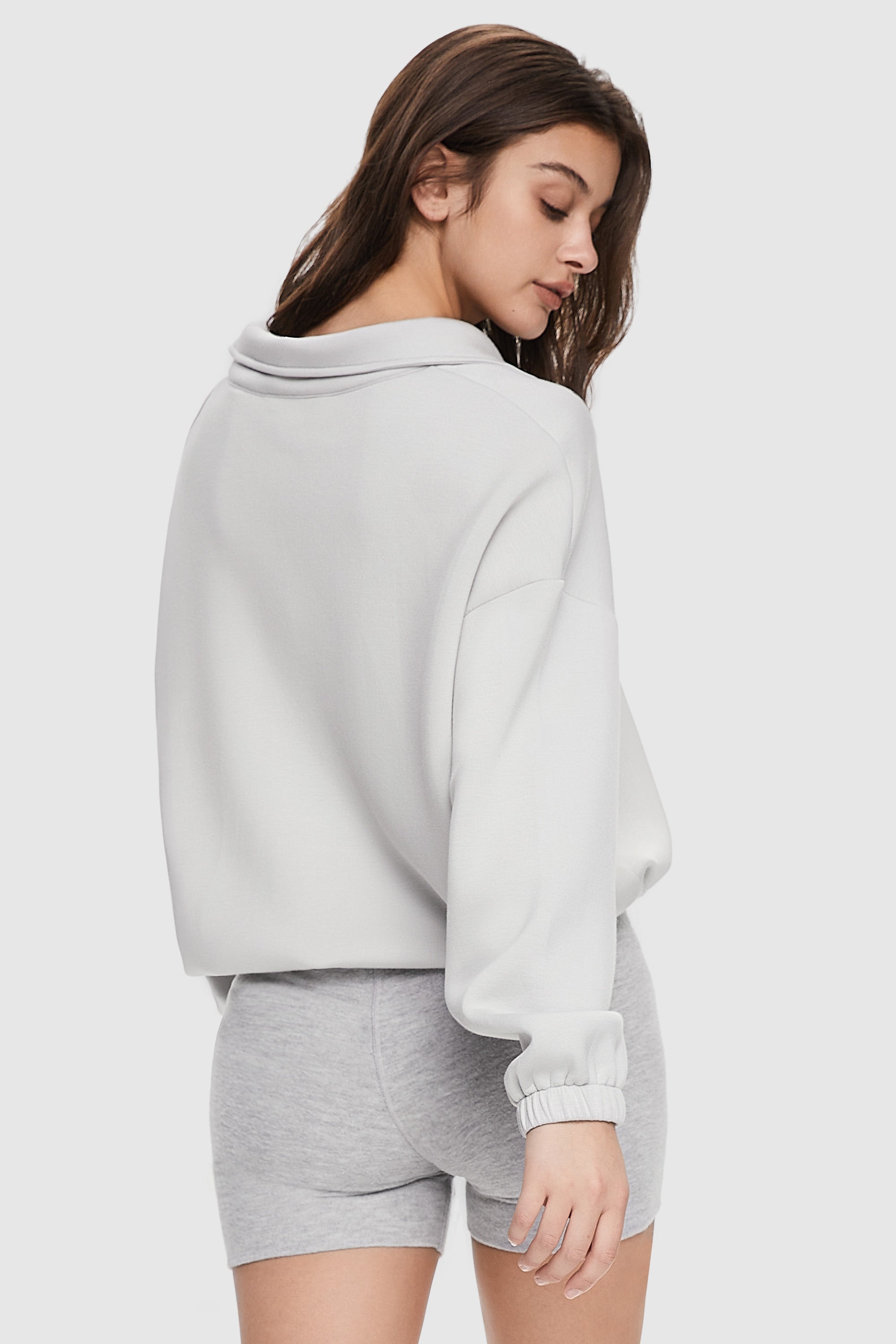 Orolay-Full Zip Cropped Sweatshirt-Image 4 of Full Zip Cropped Sweatshirt from Orolay - #color_Lightgrey