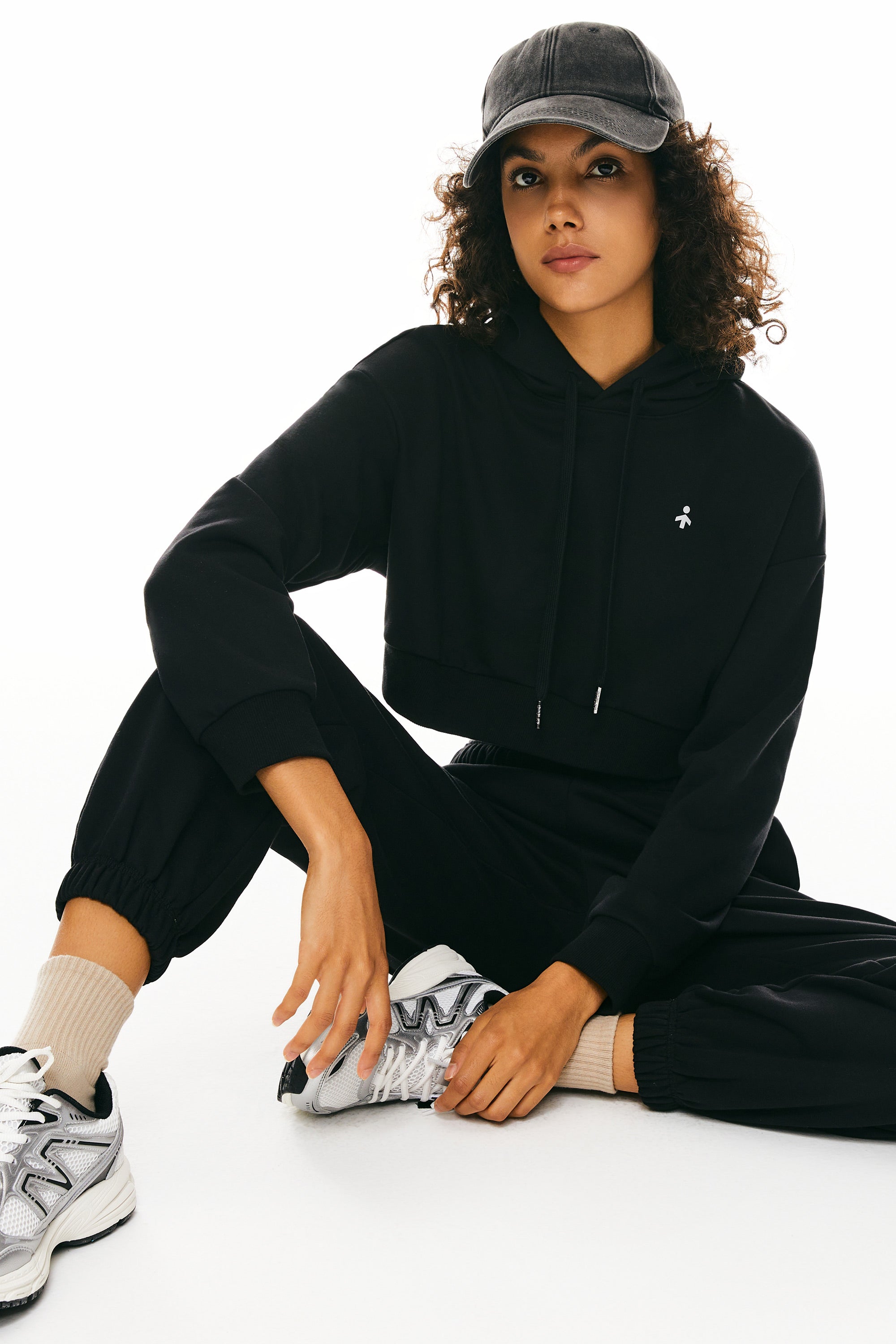 Orolay-Long Sleeve Cropped Hoodies-Image 2 of Long Sleeve Cropped Hoodies from Orolay - #Color_black