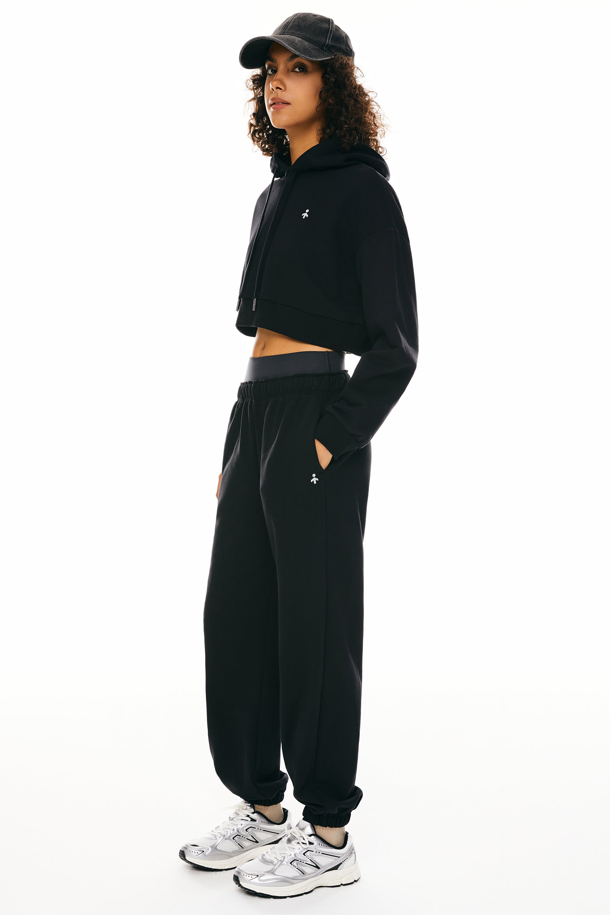 Orolay-Long Sleeve Cropped Hoodies-Image 3 of Long Sleeve Cropped Hoodies from Orolay - #Color_black