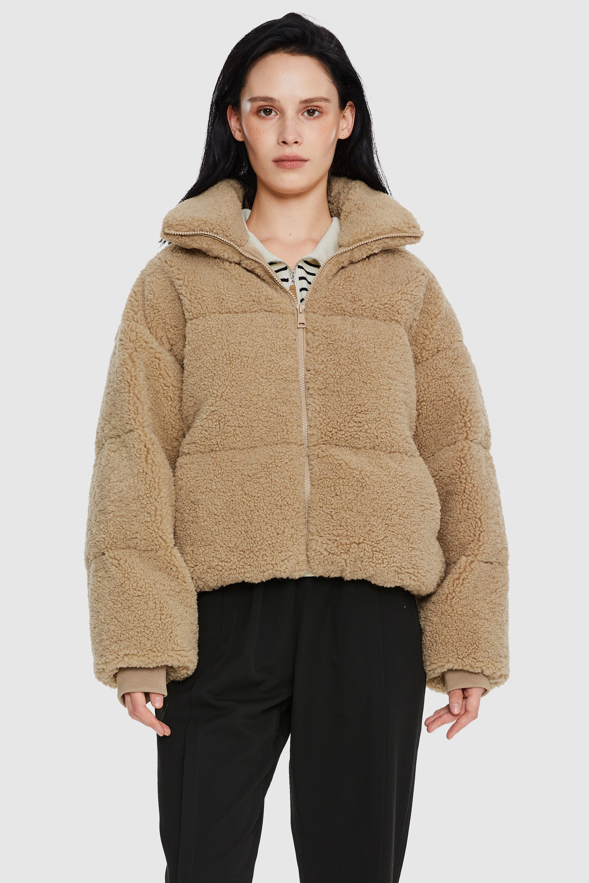 Orolay-Puff-O Earthugger Fleece Cropped Jacket-#color_Frosted Almond