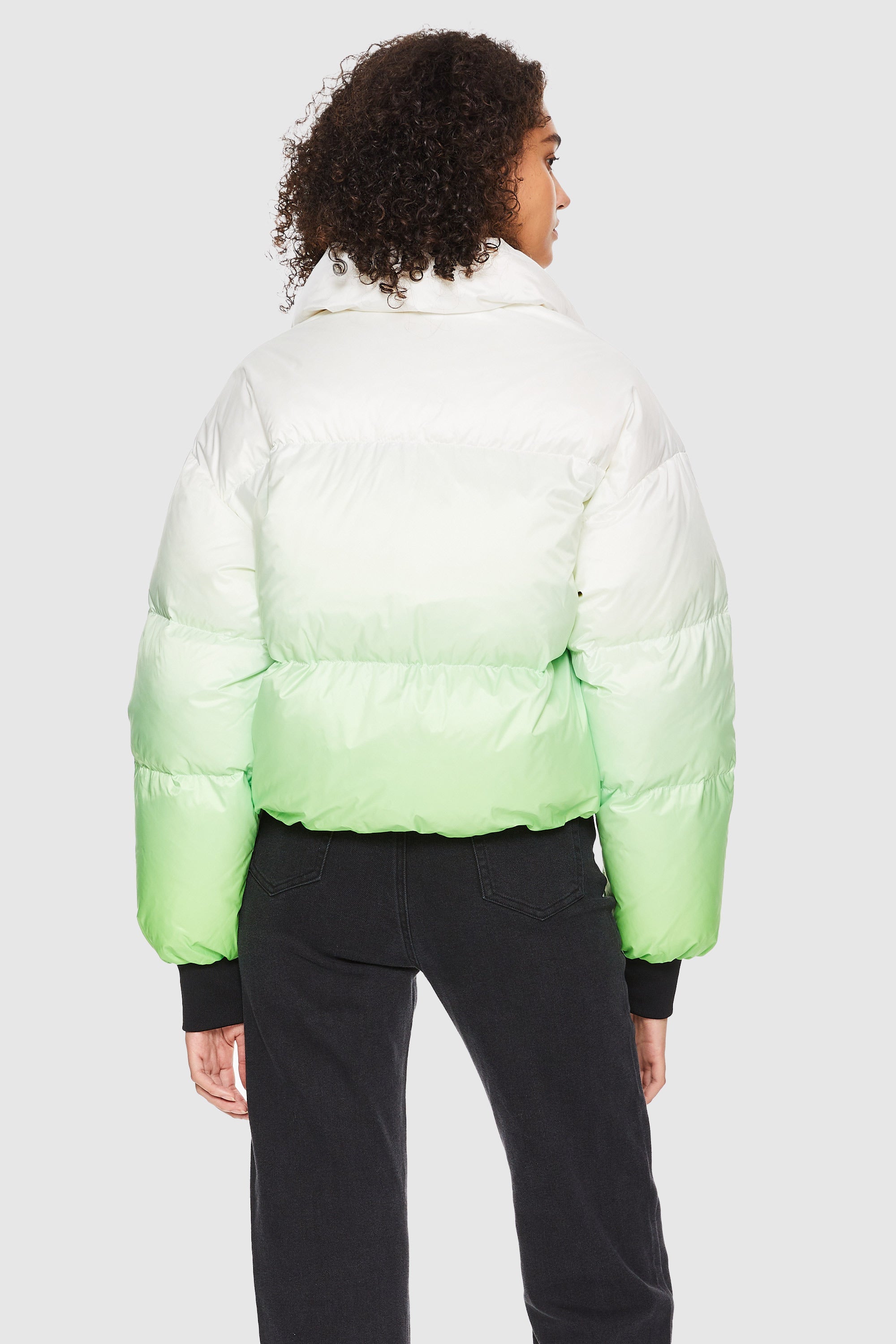 Orolay-Puff-O Summit Ombre Cropped Puffer-#color_Gradient Green