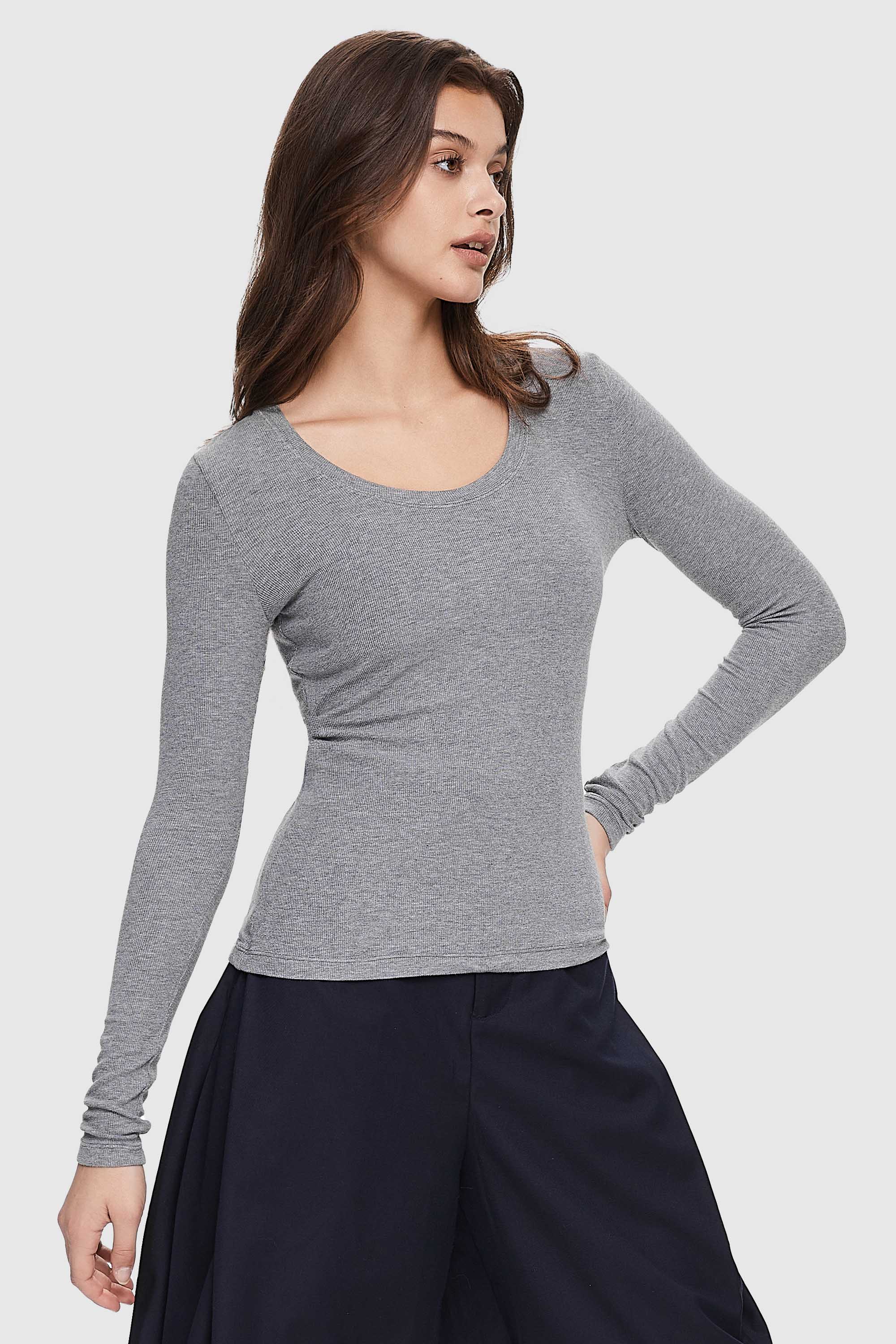 Orolay-Scoop Neck Pullover Sweater-Image 3 of Scoop Neck Pullover Sweater from Orolay - #color_Quiet Gray