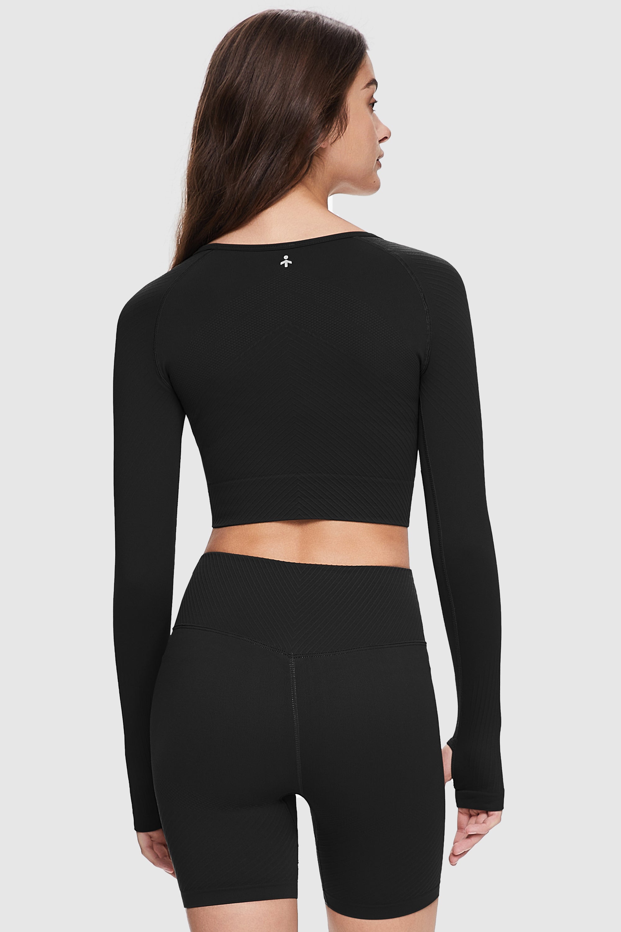 Orolay-Seamless Crop Athletic Tops-Image 4 of Seamless Crop Athletic Tops from Orolay - #color_Black