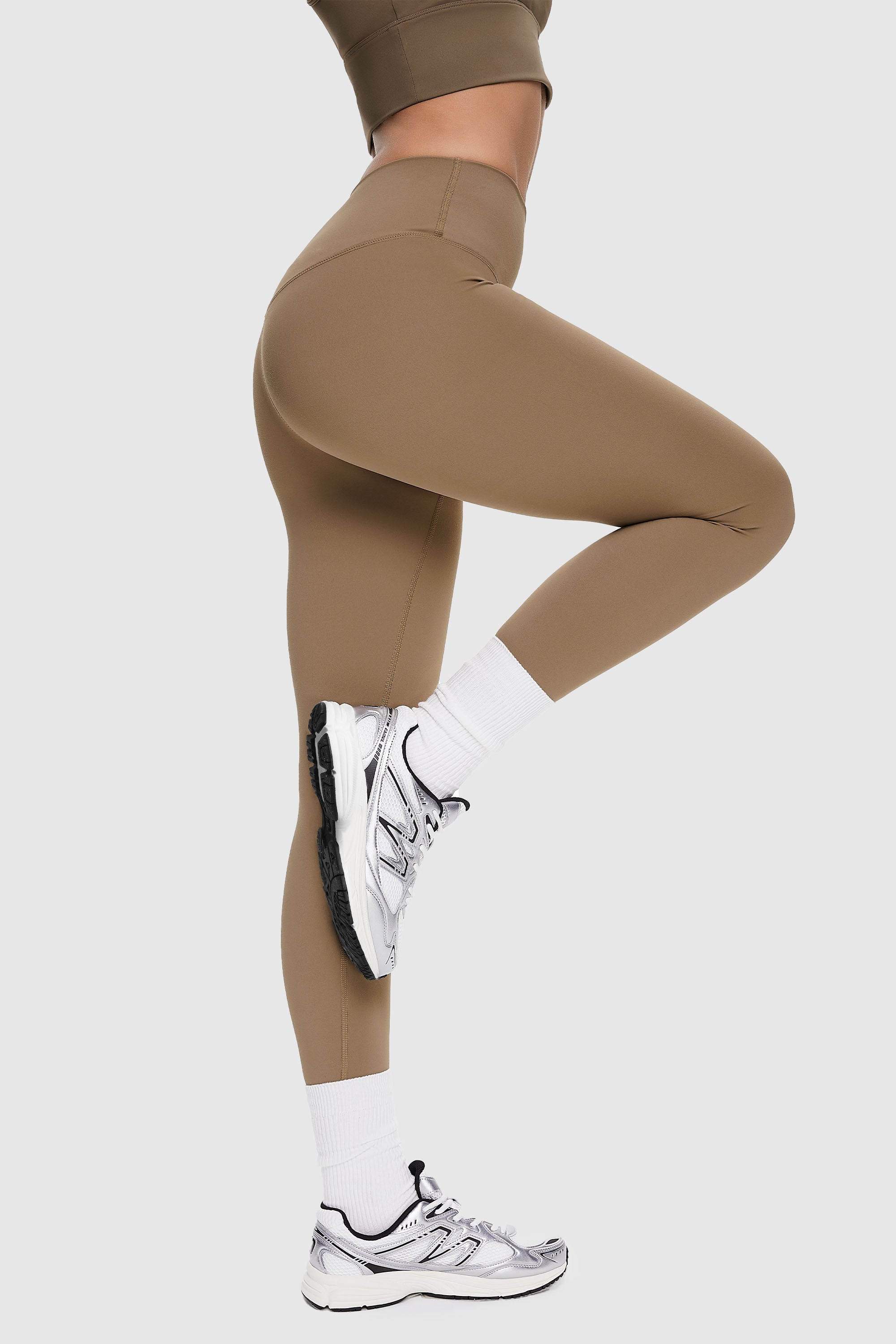 Orolay-Seamless High-Rise Leggings-Image 1 of Seamless High-Rise Leggings from Orolay - #color_Khaki