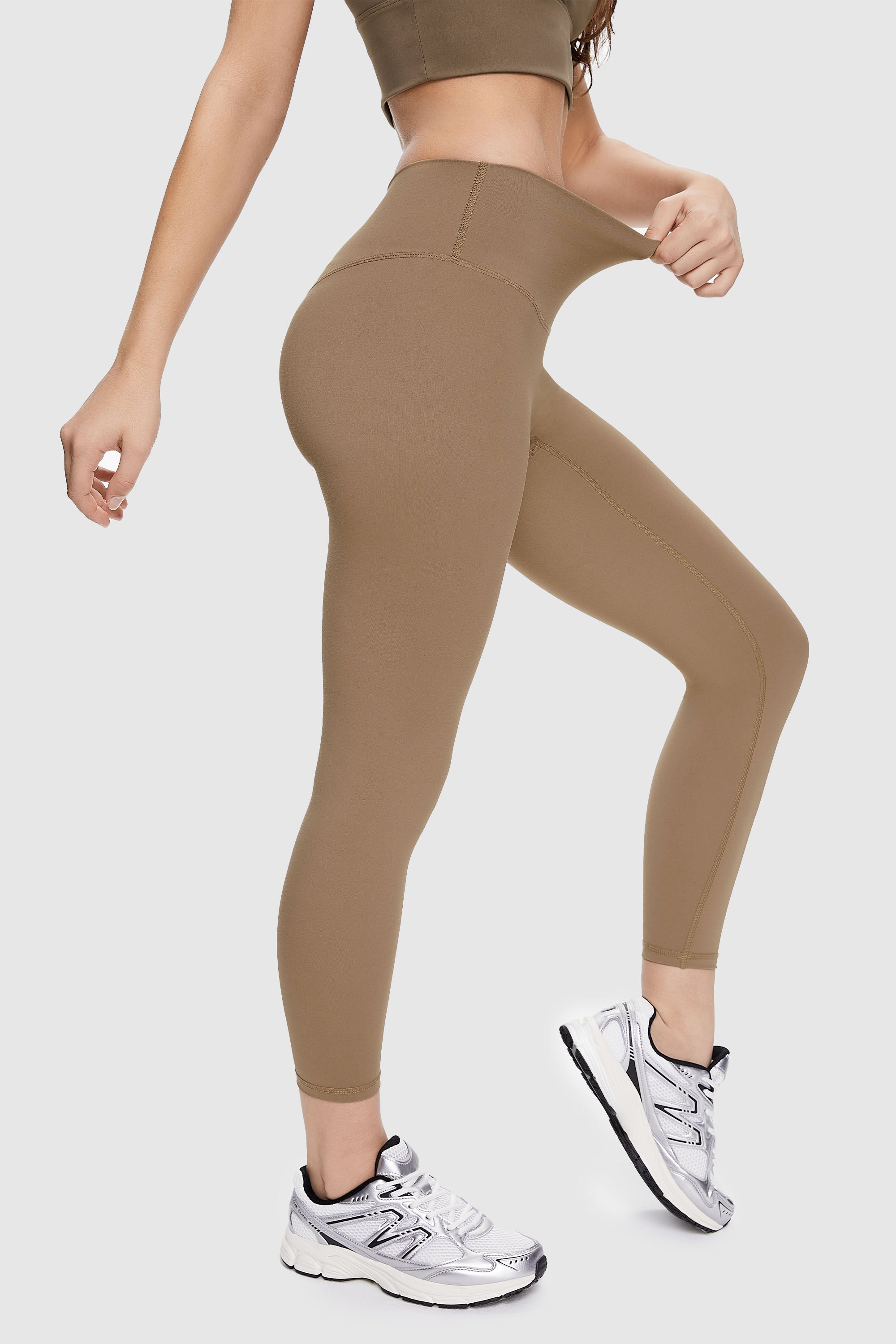 Orolay-Seamless High-Rise Leggings-Image 3 of Seamless High-Rise Leggings from Orolay - #color_Khaki