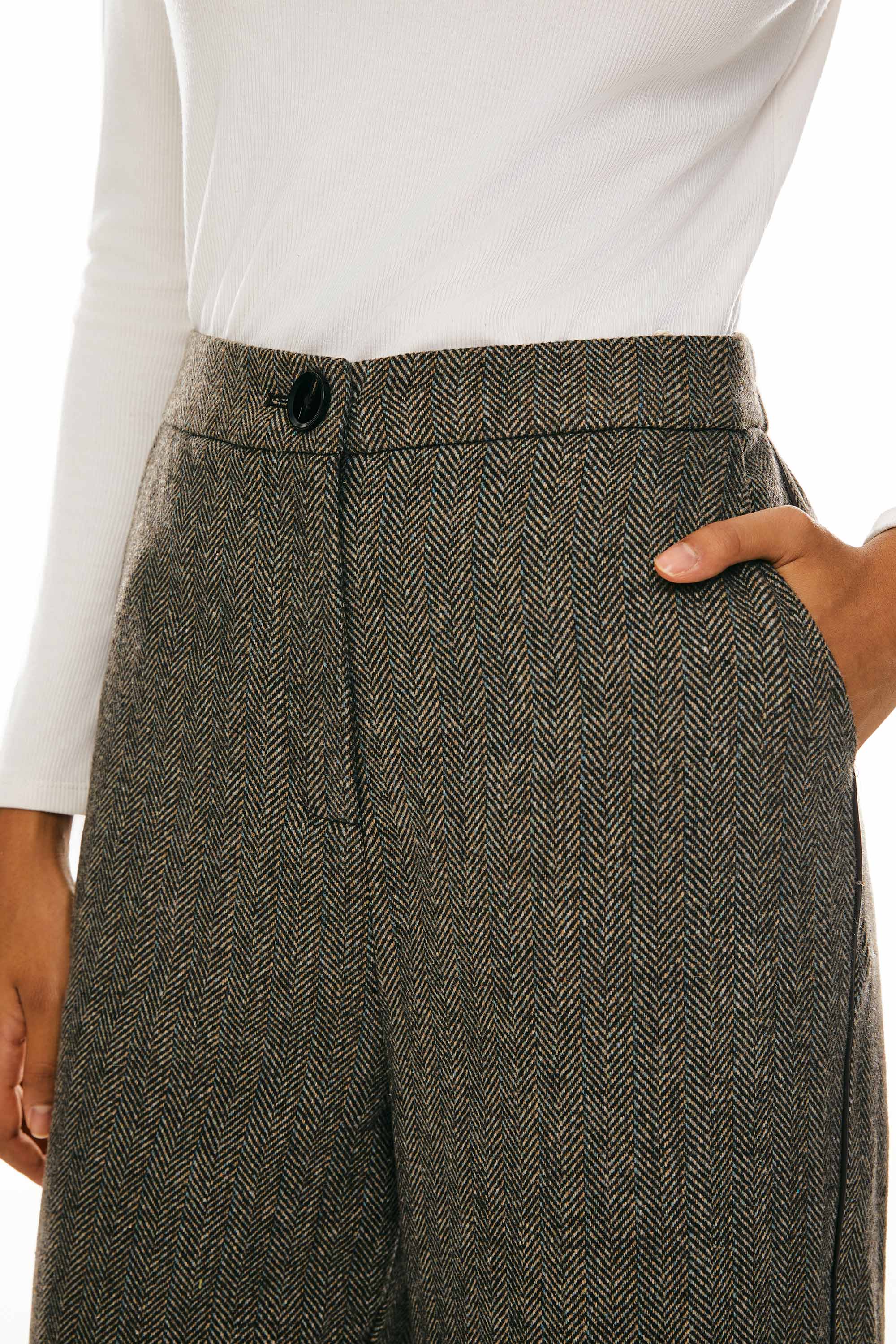 Orolay-Straight Leg Dress Pant-Image 5 of Straight Leg Dress Pants from Orolay - #color_Brown stripes