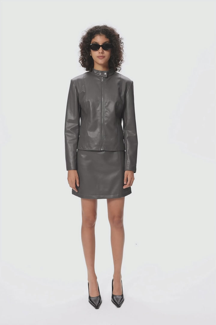 Video of Faux Leather Jackets from Orolay - #Color_Odyssey Gray, Black